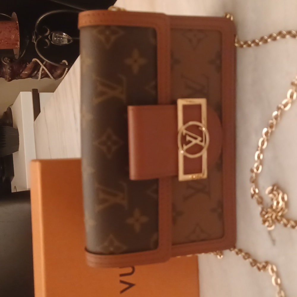 Authentic Dauphine reverse monogram - Picture 2 of 12